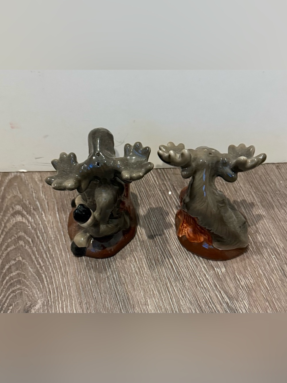 Cute Ceramic Moose Salt and Pepper Shakers- NWT - Picture 3 of 7